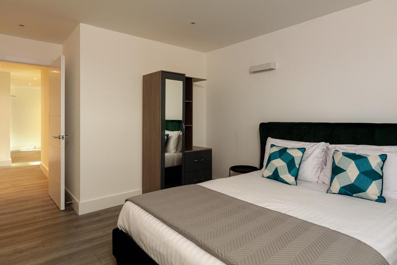 Ferienwohnung Charles Hope London Brentford Exterior foto