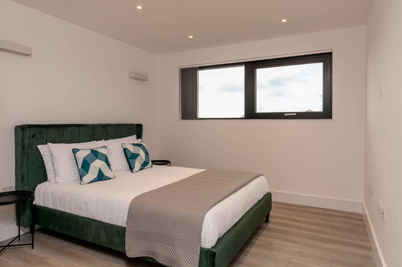 Ferienwohnung Charles Hope London Brentford Exterior foto