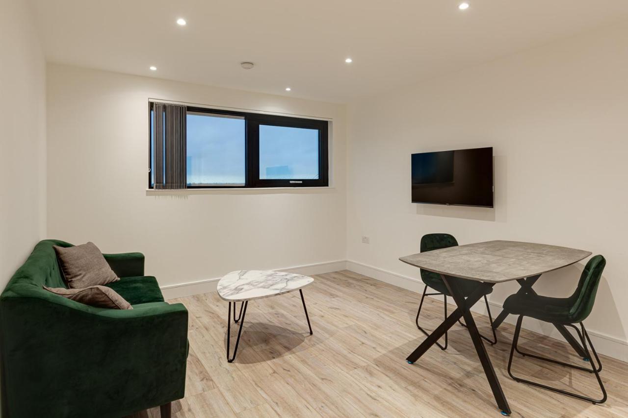Ferienwohnung Charles Hope London Brentford Exterior foto