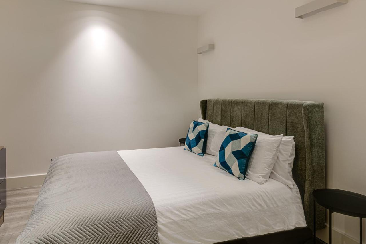 Ferienwohnung Charles Hope London Brentford Exterior foto