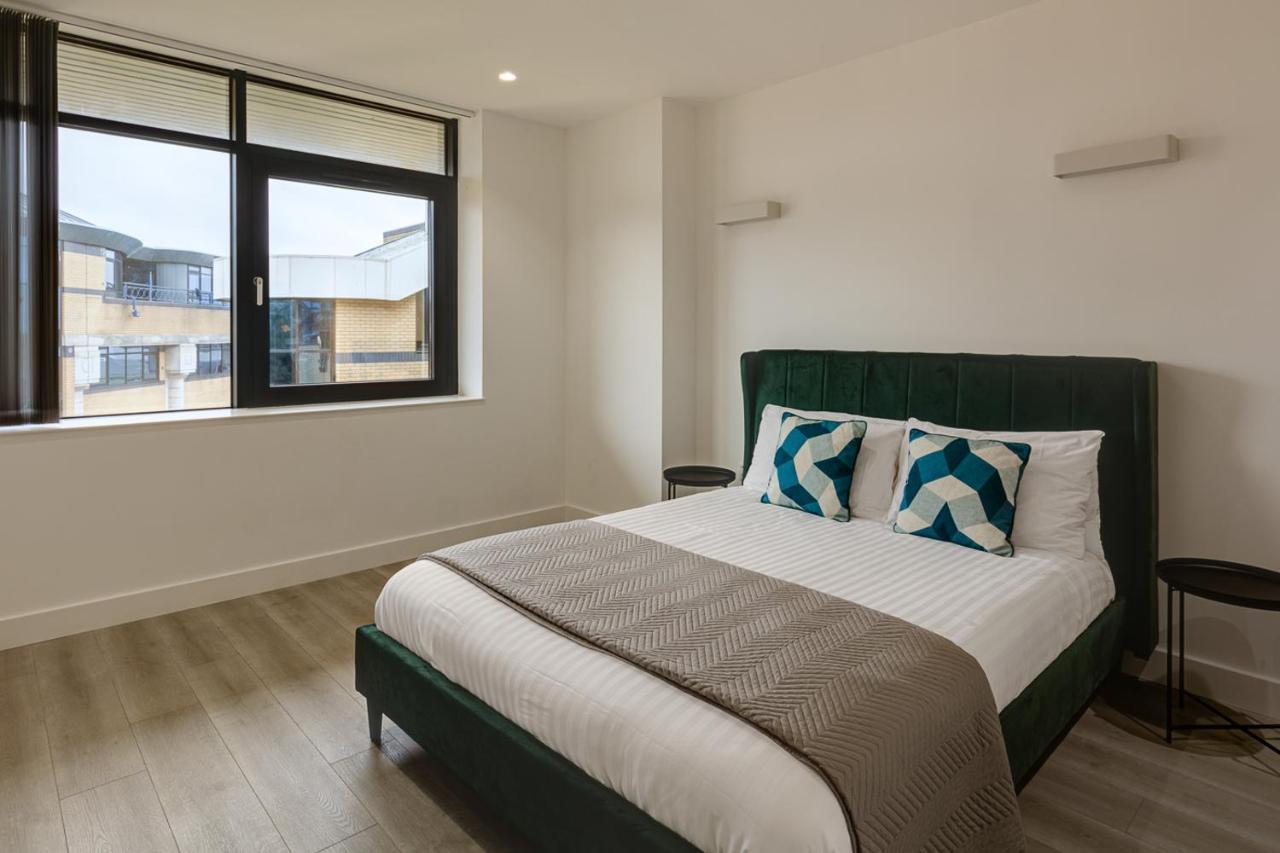 Ferienwohnung Charles Hope London Brentford Exterior foto