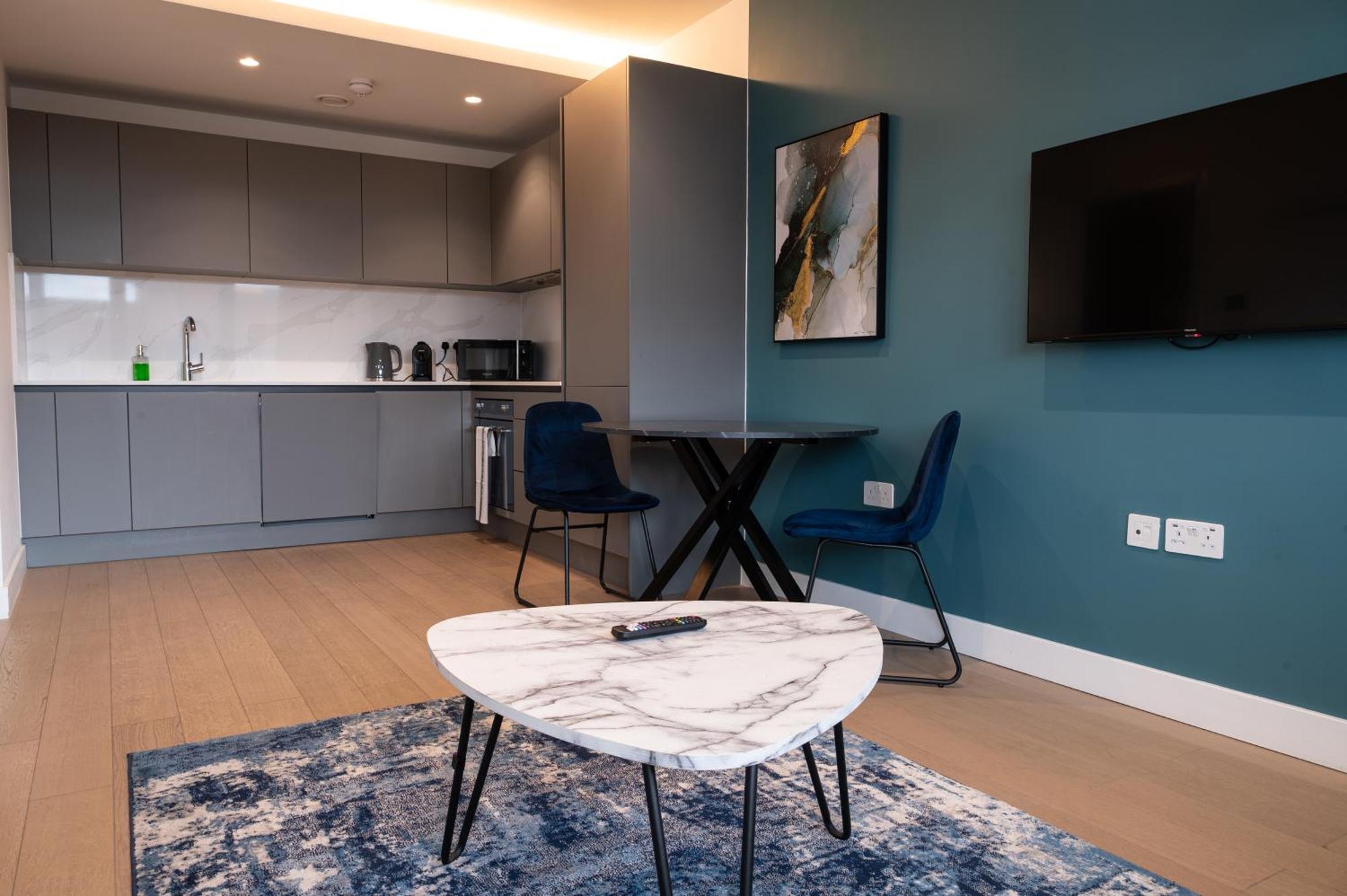 Ferienwohnung Charles Hope London Brentford Exterior foto