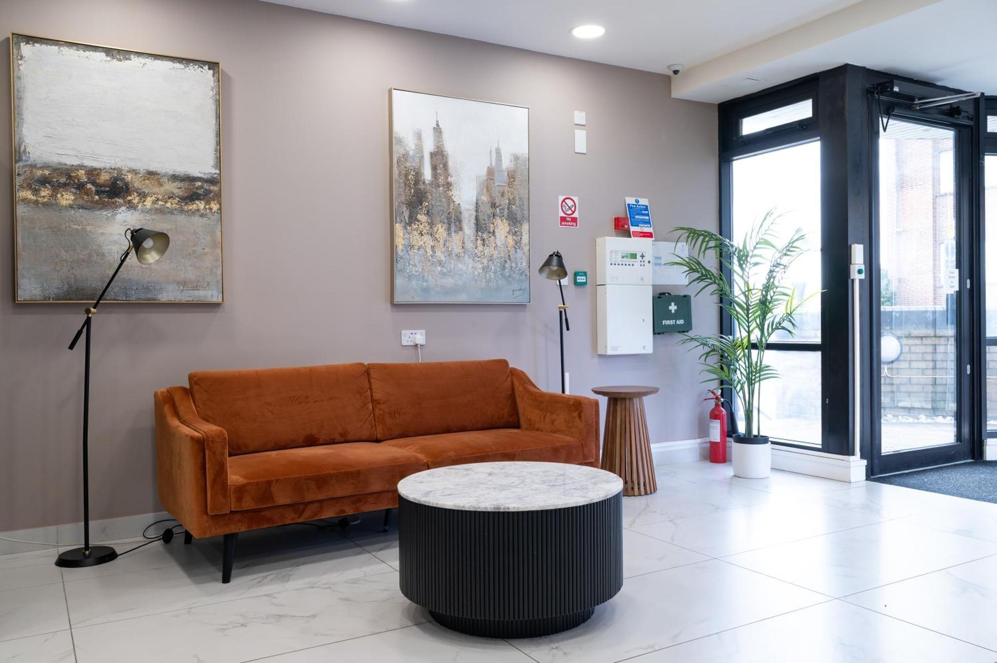 Ferienwohnung Charles Hope London Brentford Exterior foto