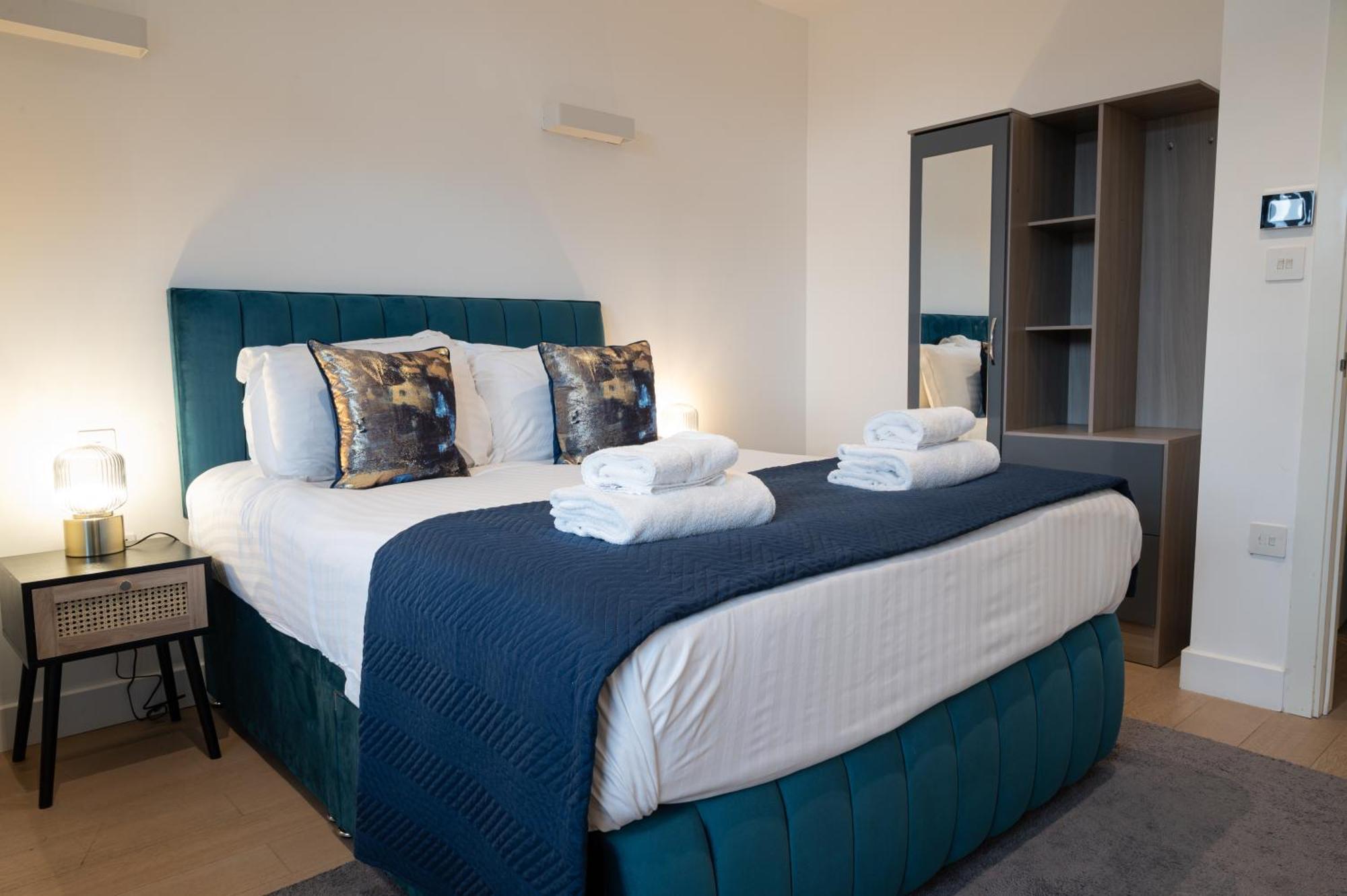 Ferienwohnung Charles Hope London Brentford Exterior foto
